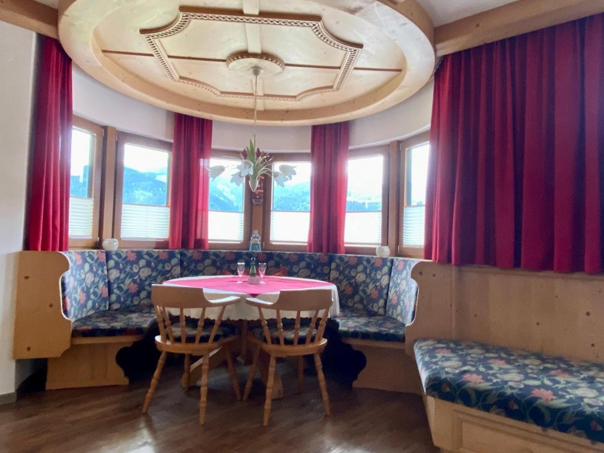 אובראו Hotel Landhaus Marchfeld מראה חיצוני תמונה