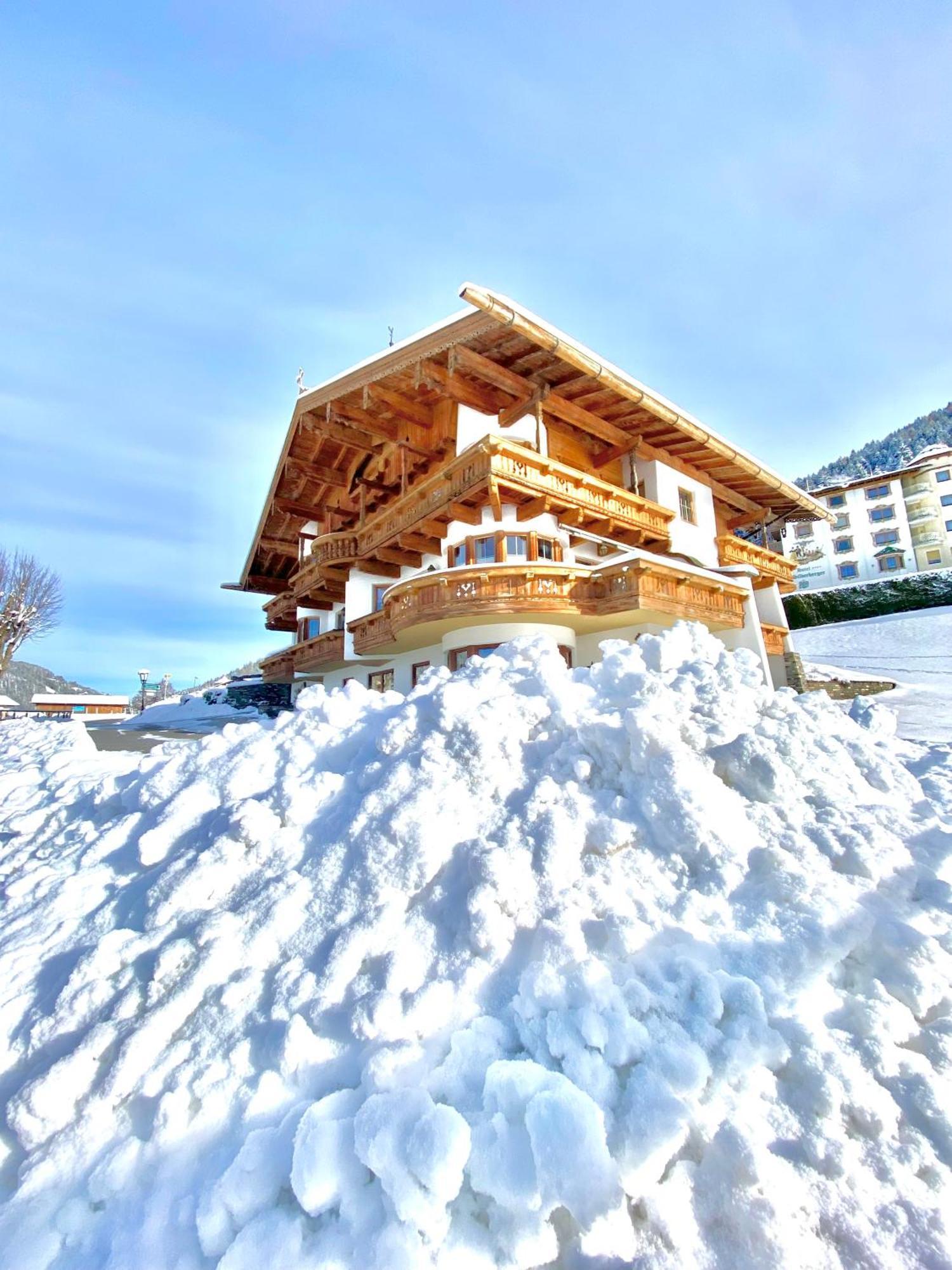 אובראו Hotel Landhaus Marchfeld מראה חיצוני תמונה