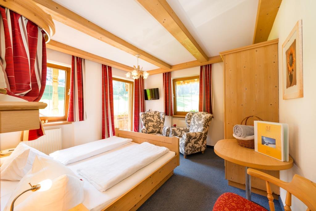 אובראו Hotel Landhaus Marchfeld מראה חיצוני תמונה